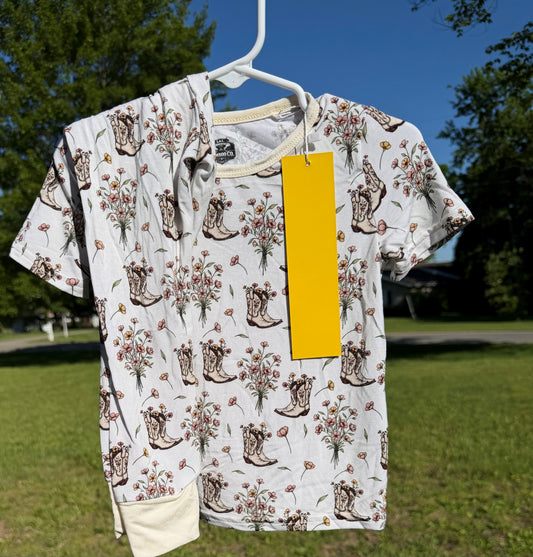 Bloomin' Boots Short Sleeve/Pants Set